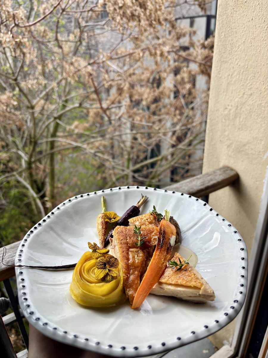 Assiette signature de Justine Ferrand